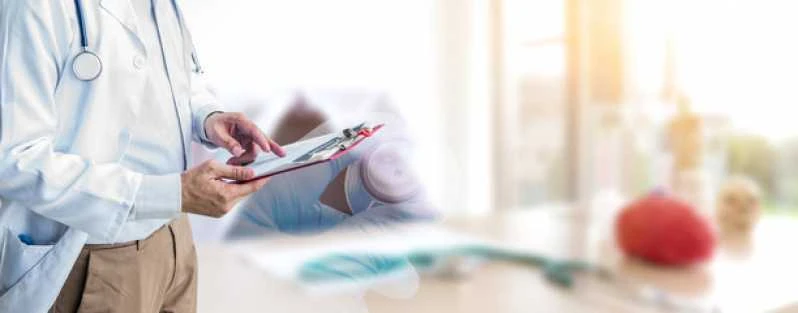 Exame periódico de empresa